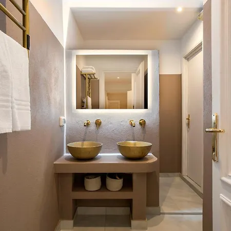 Sant'agnese Metro Apartmán *